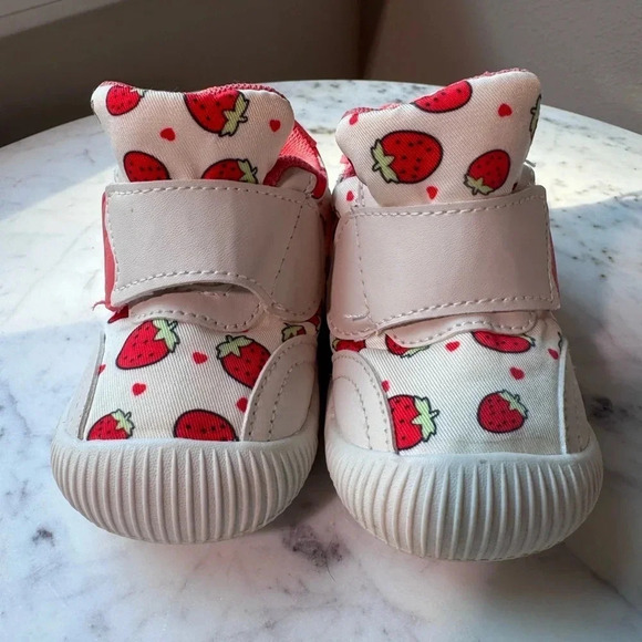 Toddler Slip-on Sneakers, white with strawberry pattern, size 5 - Picture 2 of 4